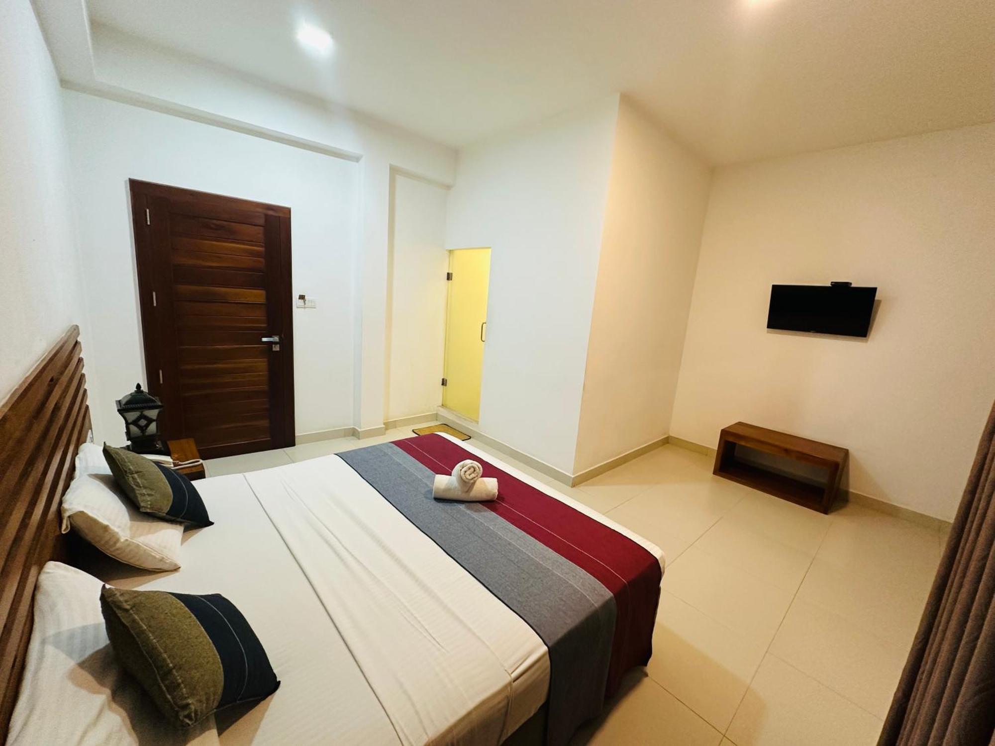 Cafe Pinnalanda Rooms Pinnawala  Luaran gambar